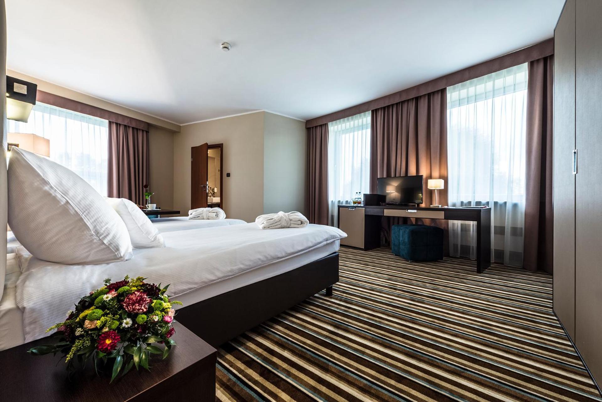 Hotel Victor Pruszkow Desilva Номер фото